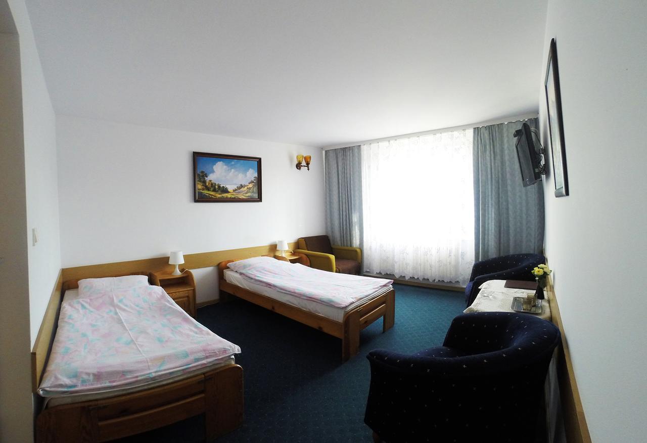 Hotel Kot Siestrzen Esterno foto
