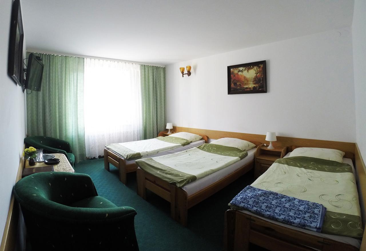 Hotel Kot Siestrzen Esterno foto